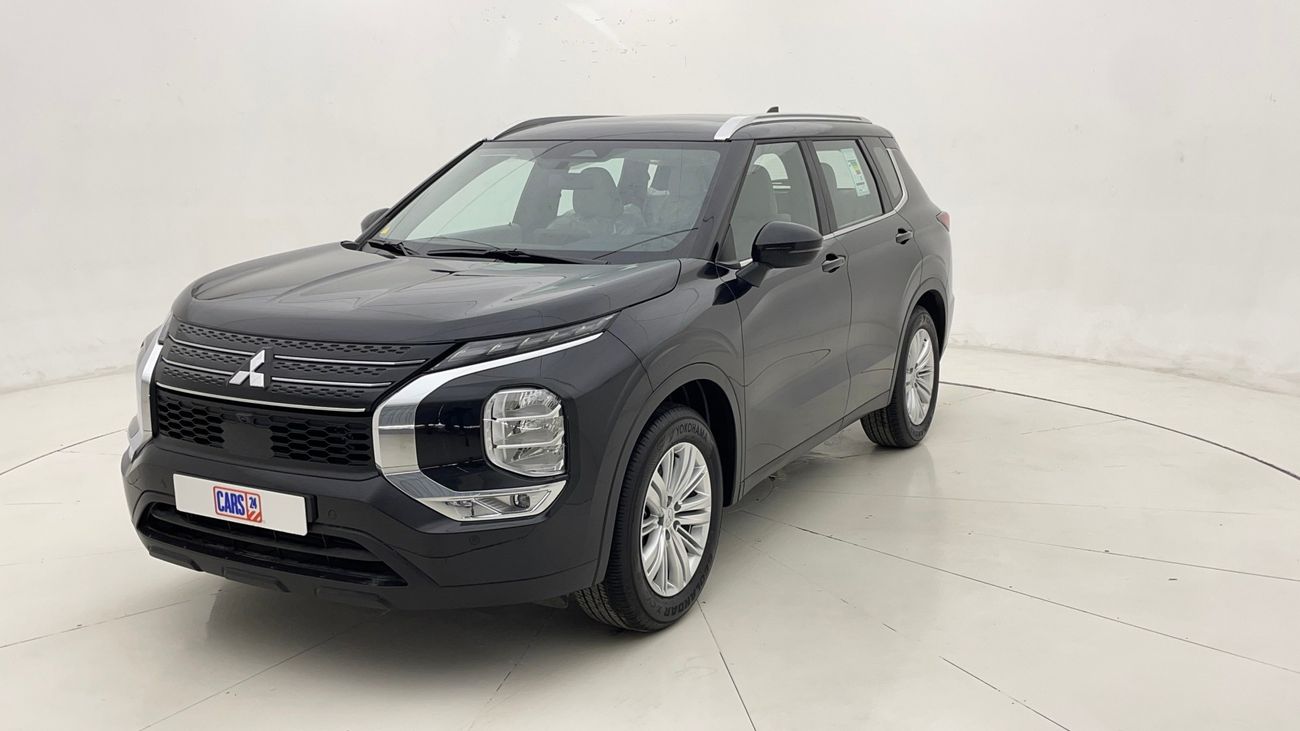 ميتسوبيشي آوتلاندر MIDLINE WITH SUNROOF 2.5 | بدون دفعة مقدمة | اختبار القيادة في المنزل