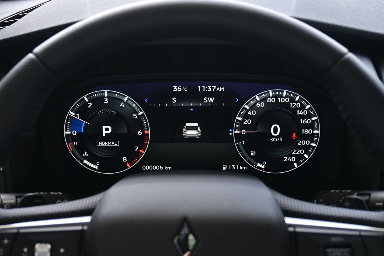 ميتسوبيشي آوتلاندر Mitsubishi Outlander P-Line 2.5L Petrol 4WD, Model 2025, Color Black