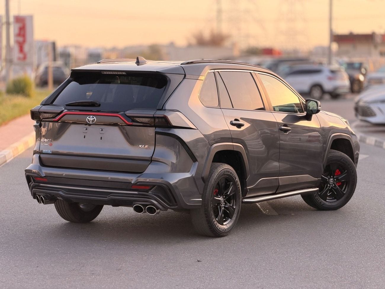 Toyota RAV4 XLE full option