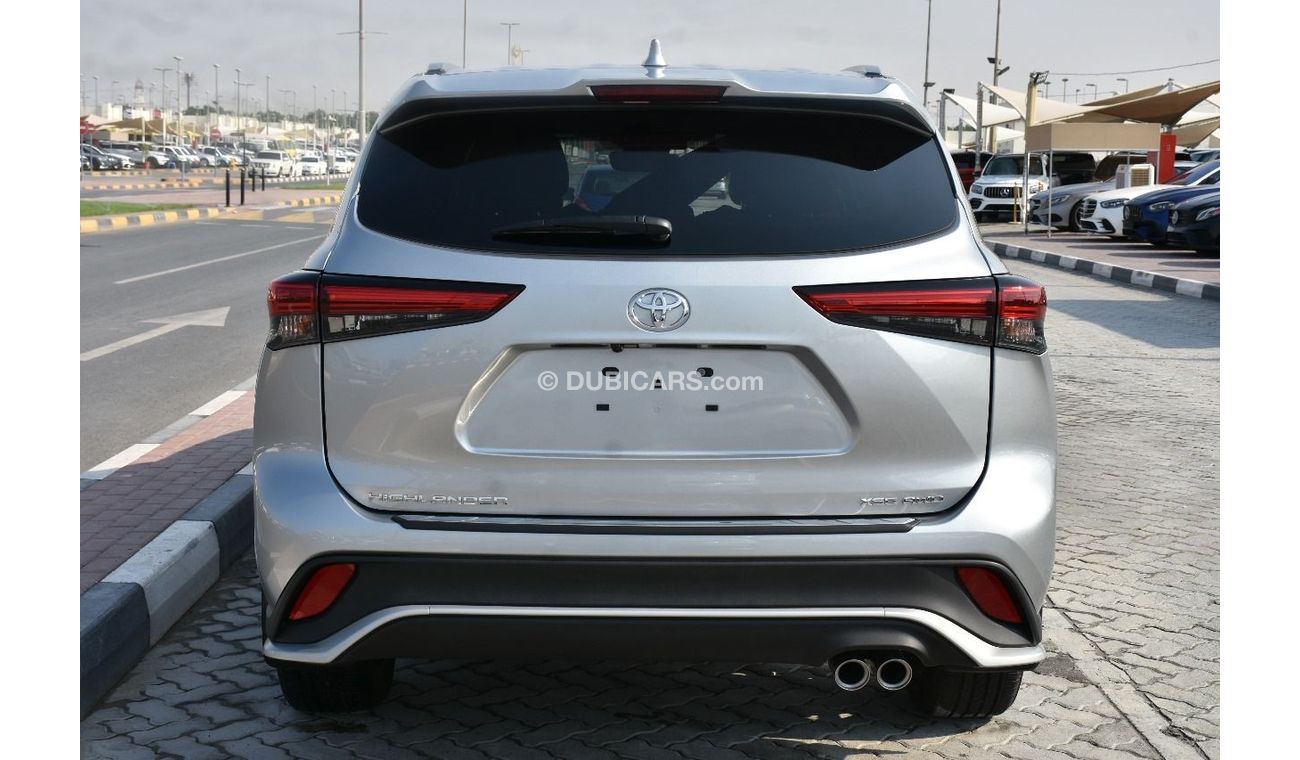 Used Toyota Highlander XSE A.W.D. V6 CLEAN WITH WARRANTY 2022