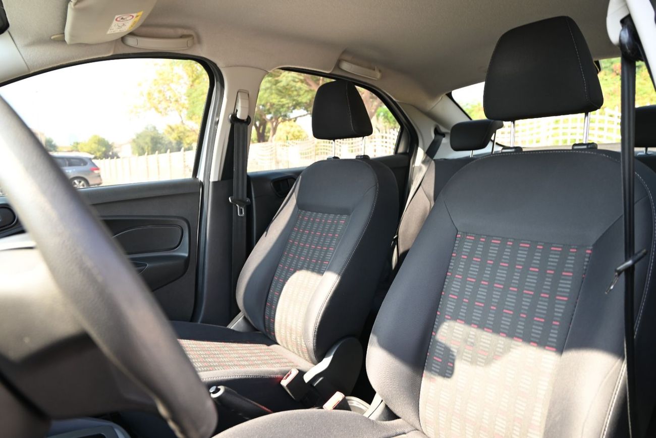 Ford Figo EMI 480 AED - FULL AGENCY MAINTAINED - FORD FIGO 1.6L V4 2020 - FIRST OWNER - ORIGINAL PAINT - GCC