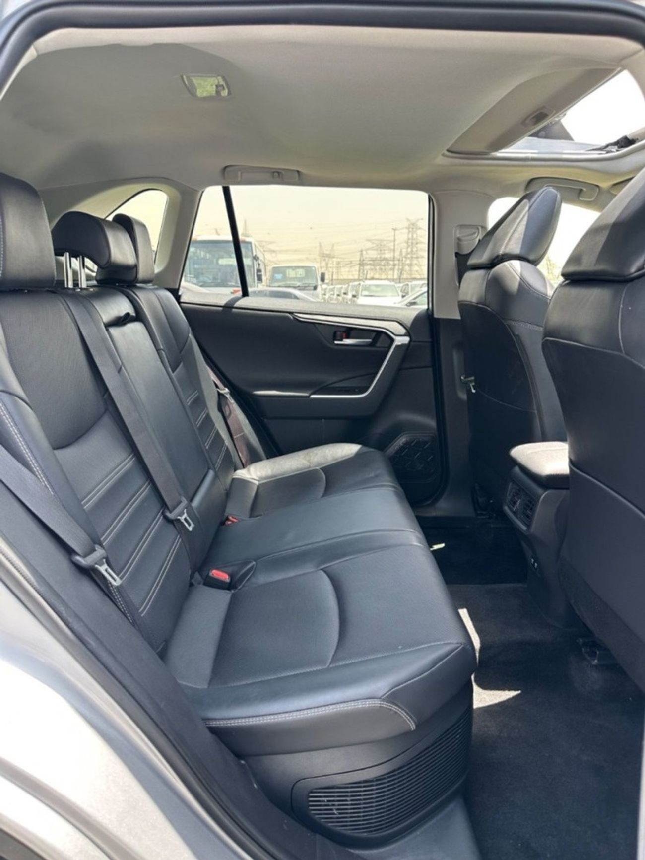 Toyota RAV4 Limited Hybrid 2.5 Full Option