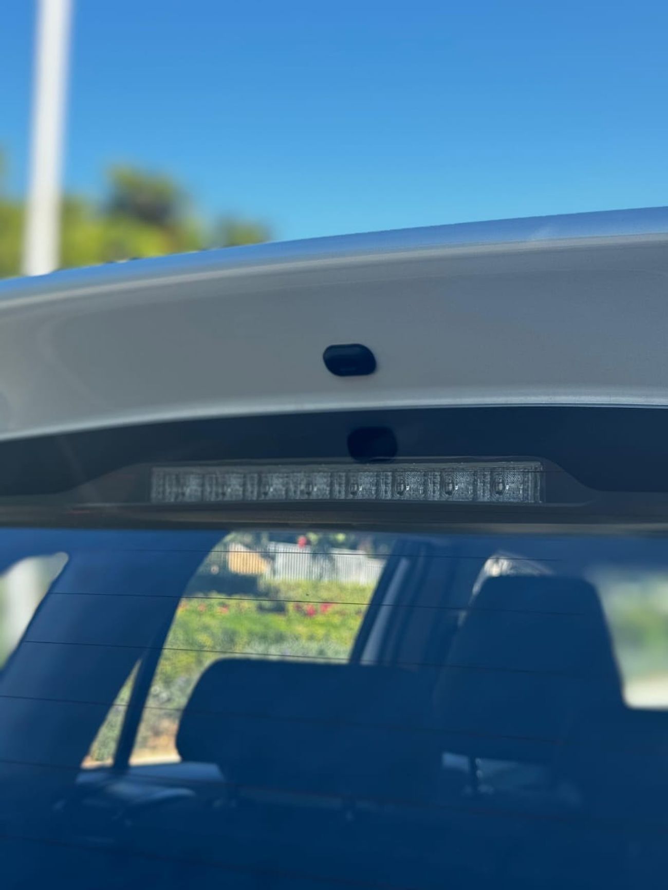 تويوتا كورولا كروس ✨(*Toyota Corolla Cross Hybrid)*✨ *Model*: 2025 *Price*: 76,000 AED *Mileage: 0 km/h *Price does not