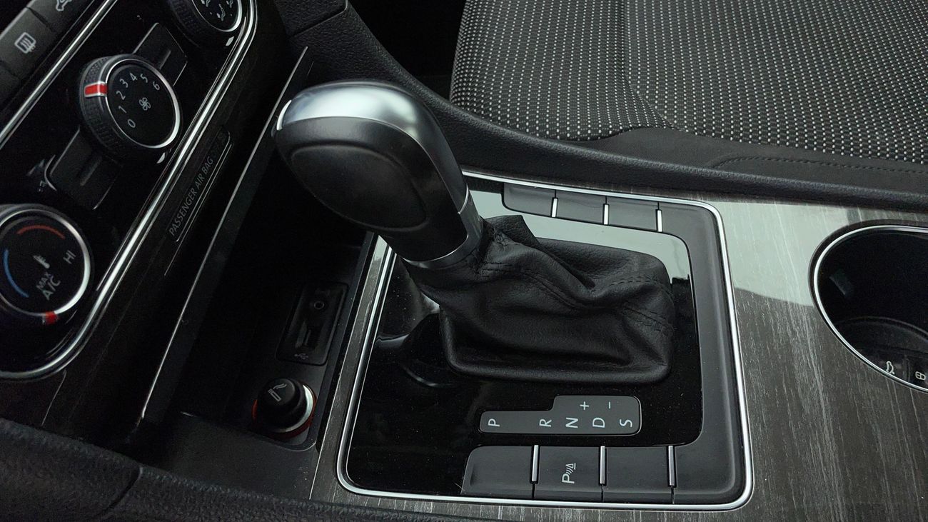 فولكس واجن باسات SE 2.5 | بدون دفعة مقدمة | اختبار قيادة مجاني للمنزل