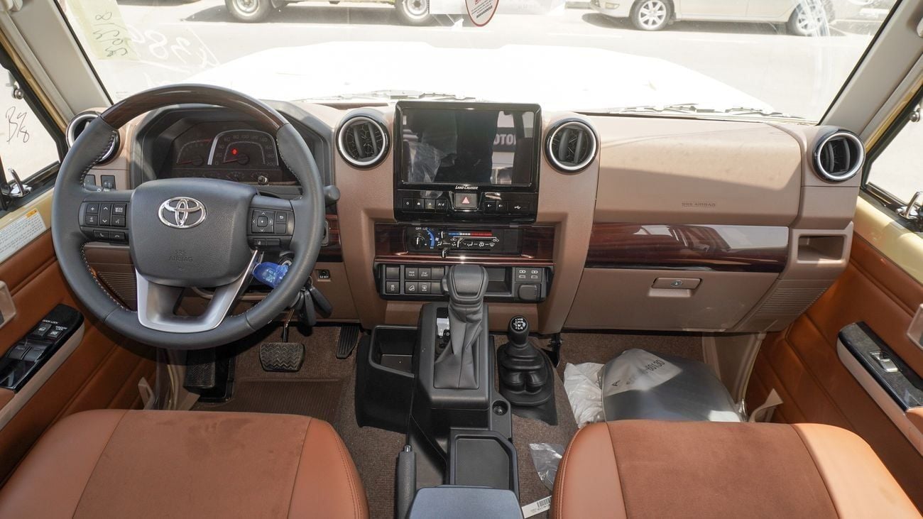 Toyota Land Cruiser 70 LX 4.0L V6 A/T