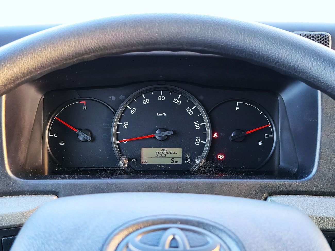 Toyota Coaster AL FUTAIM - TOYOTA COASTER PETROL 2.7 MT - AUTO DOOR - 23 SEATER  - 2025 MODEL - WHITE 