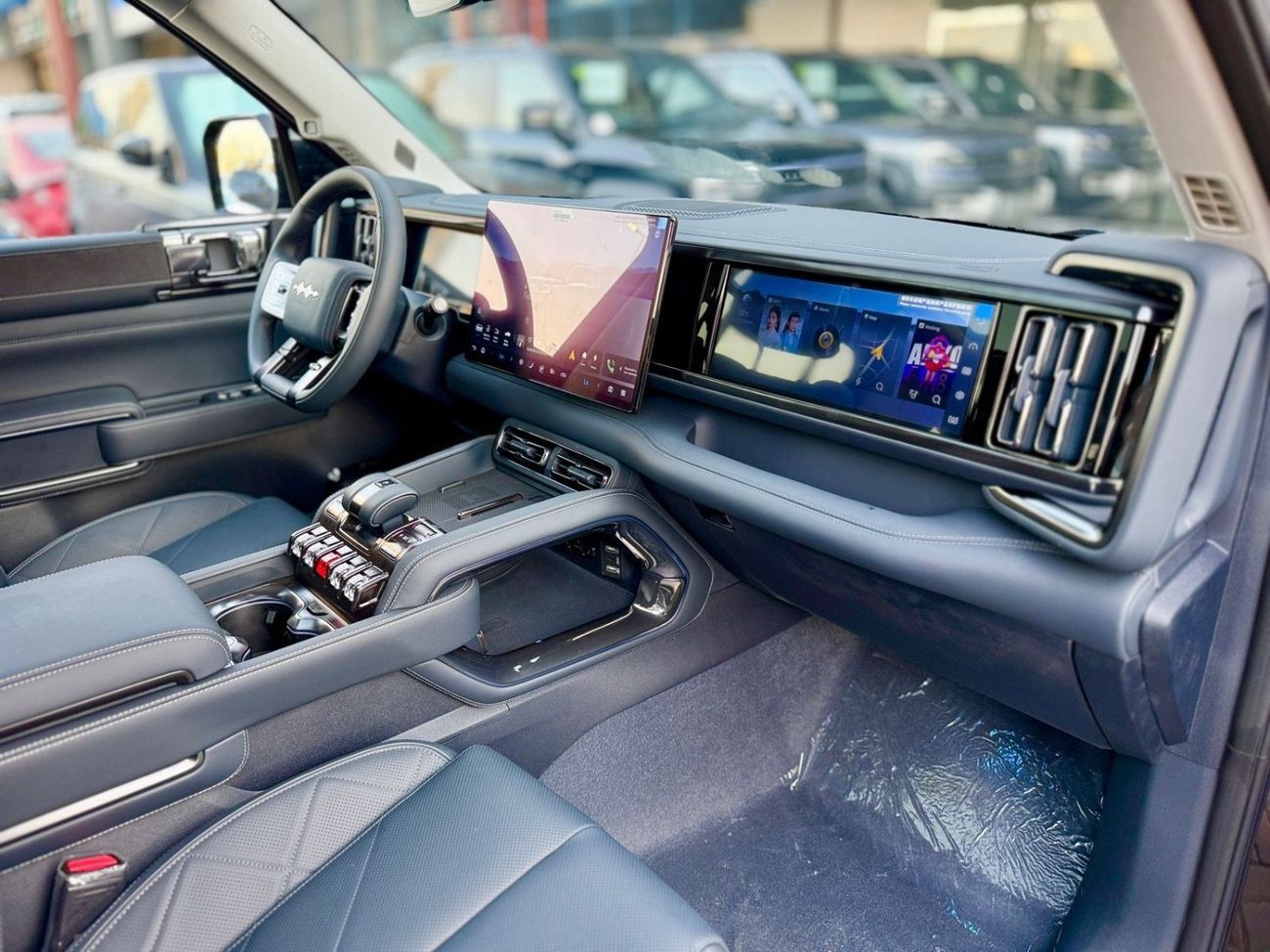 BYD Leopard 5 Full Option Luxury Plug-In Hybrid SUV