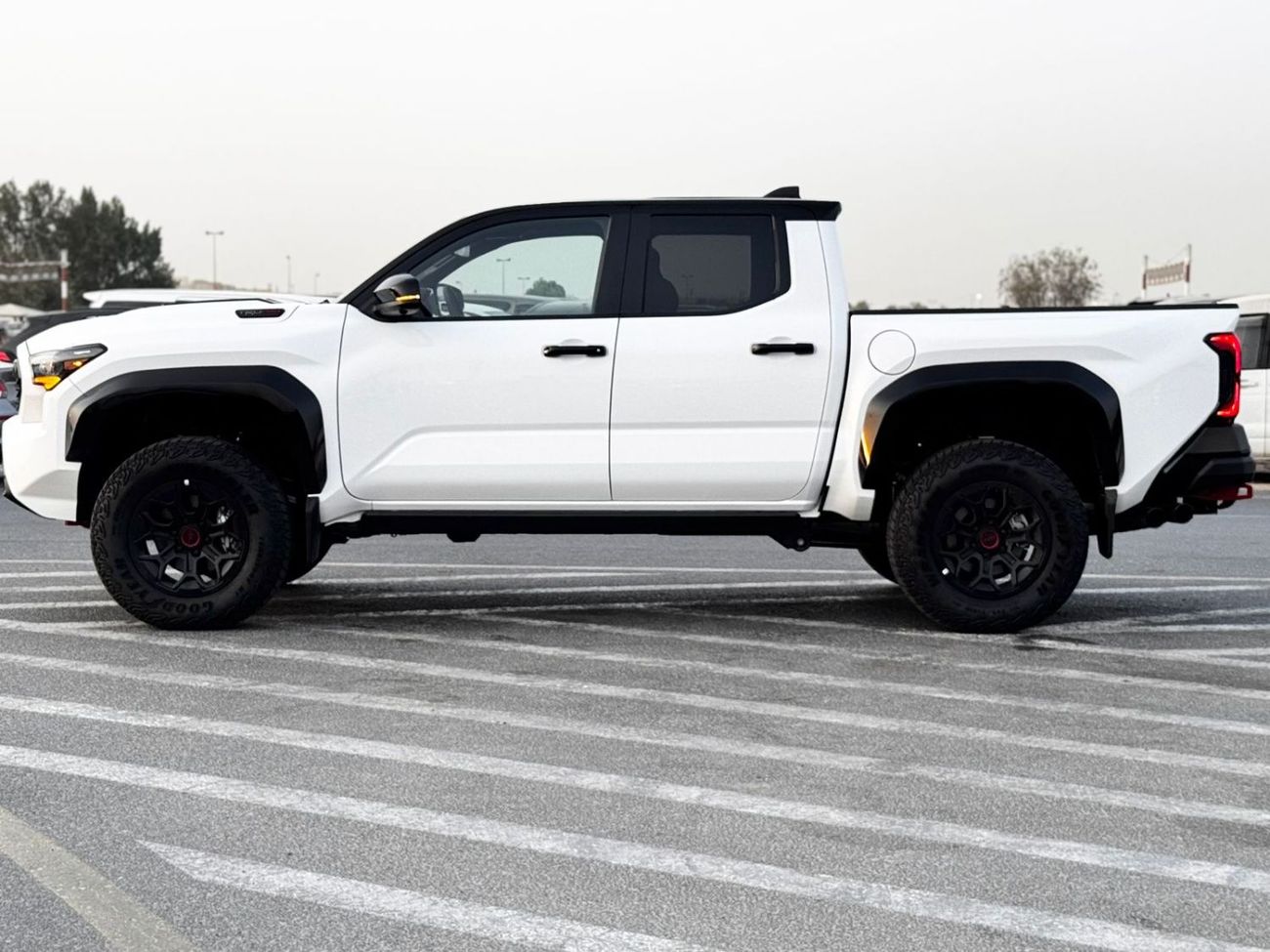 Toyota Tacoma Toyota Tacoma 2.4L V4 TRD PRO I-FORCE MAX Hybrid