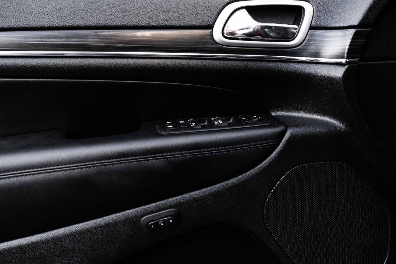 Jeep Grand Cherokee 1,958 P.M | Agency Warranty | 0% Downpayment | Remote Start | Immaculate!