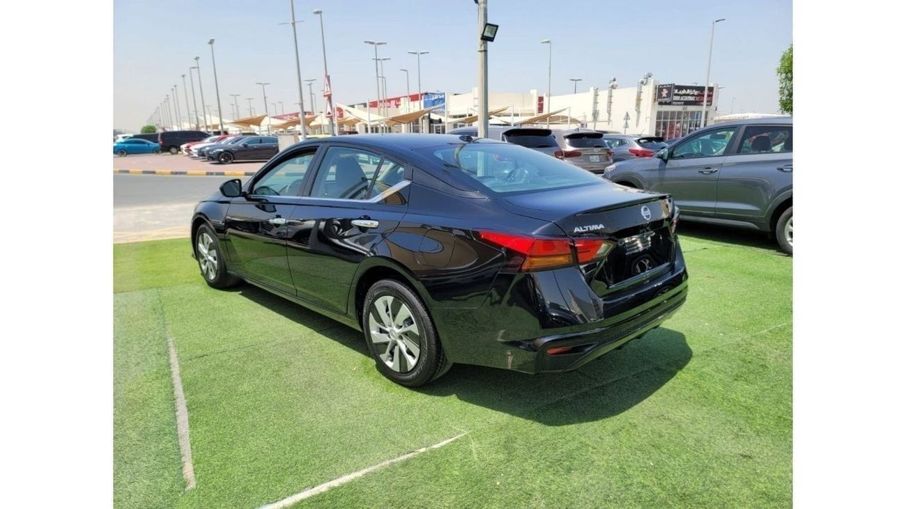 Nissan Altima 2020, Nissan Altima, Metallic Black Color