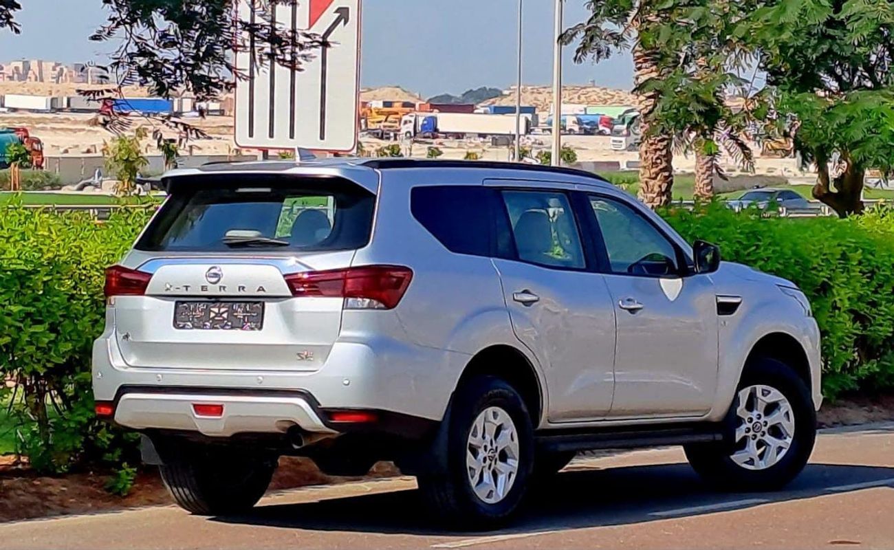 Nissan XTerra SE 2.5L RWD 2021 2.5L GCC (1120/-MONTHLY)