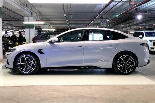 بي واي دي سيل Premium | شامل الضمان | 0 ﺪﻔﻋﺓ ﺃﻮﻟﻯ