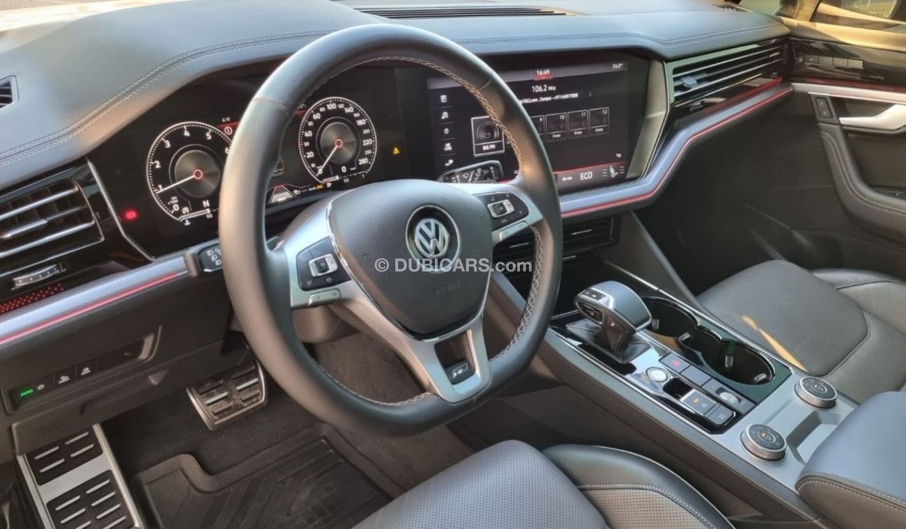 فولكس واجن طوارق R-Line 2019 | Agency Warranty/Service | GCC