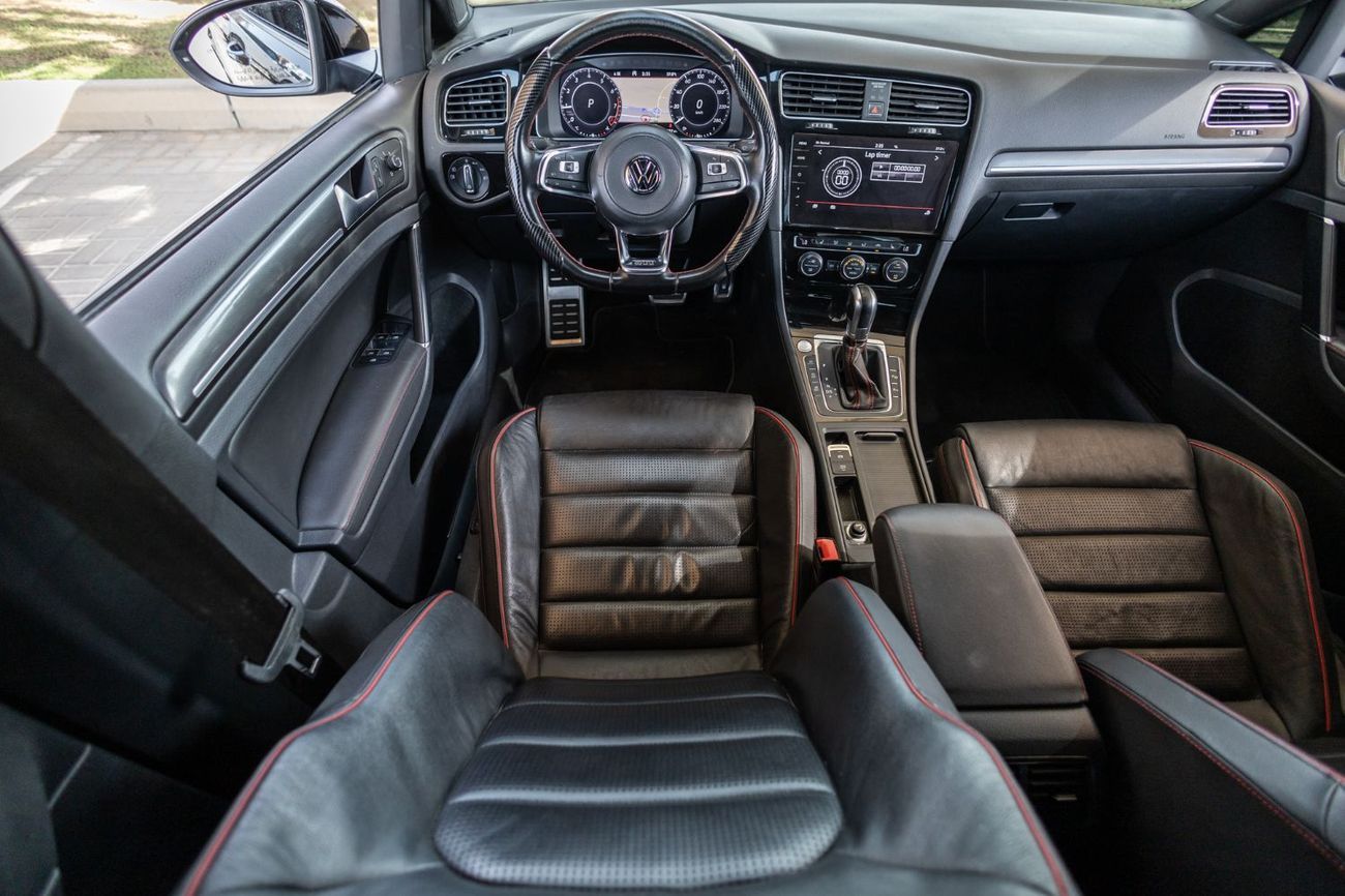 Volkswagen Golf GTI 2.0L