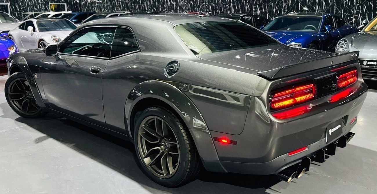 دودج تشالينجر R/T Scat Pack 6.4L 2019 Dodge Challenger 392, Full Service History, 485 HP, GCC
