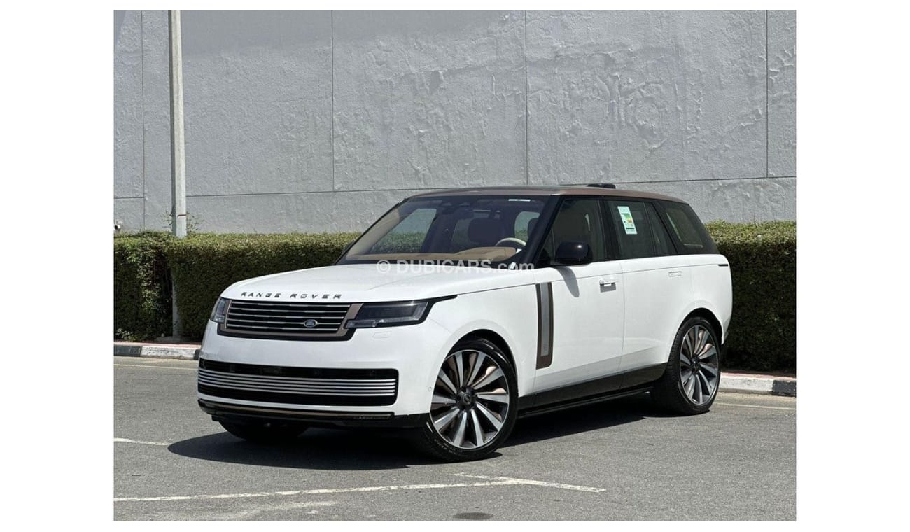 Land Rover Range Rover WHITE ROSE GOLD GCC SPEC UNDER WARRANTY AND SERVICE