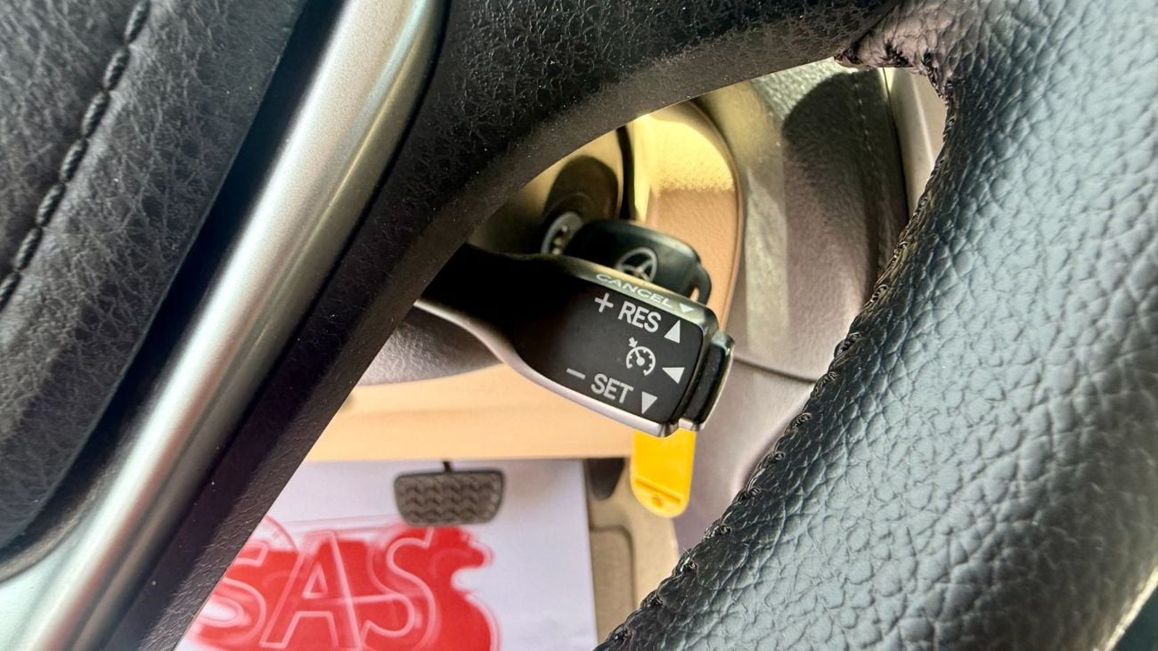Toyota Yaris SE