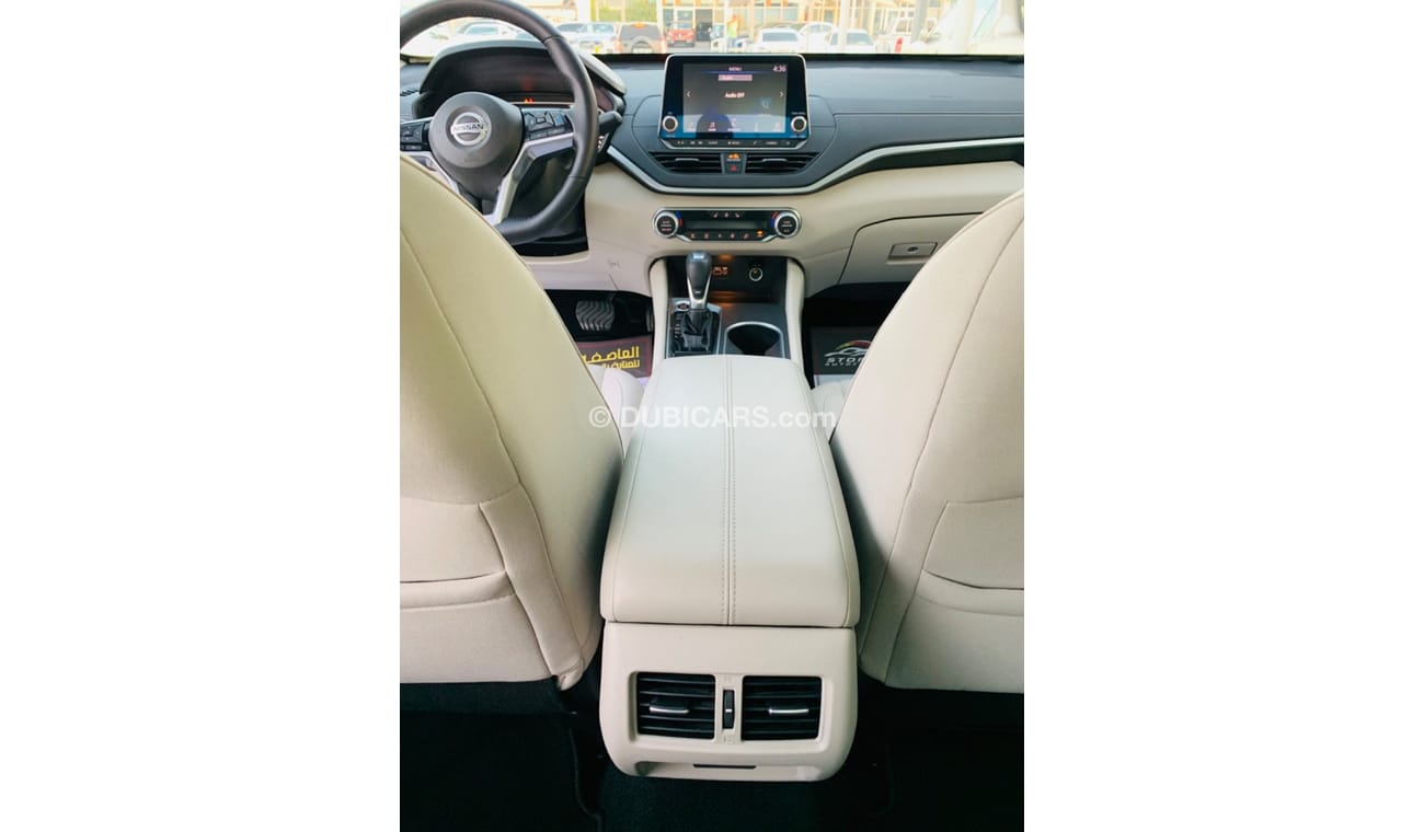 Nissan Altima SV