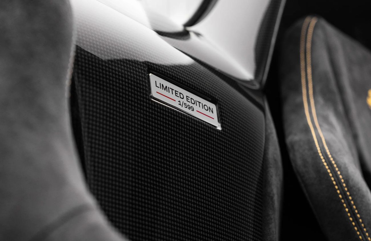 فيراري 812 كومبيتيزون 6.5L V12 Naturally Aspirated Engine