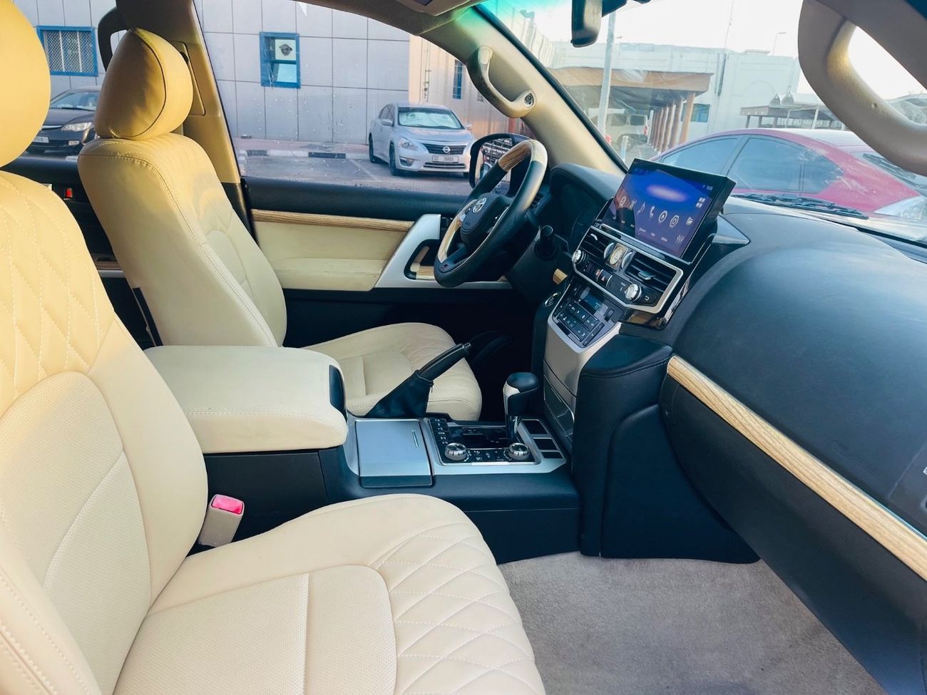 Toyota Land Cruiser Toyota landcuriser GXR V6 2012 facelifted 2024 petrol