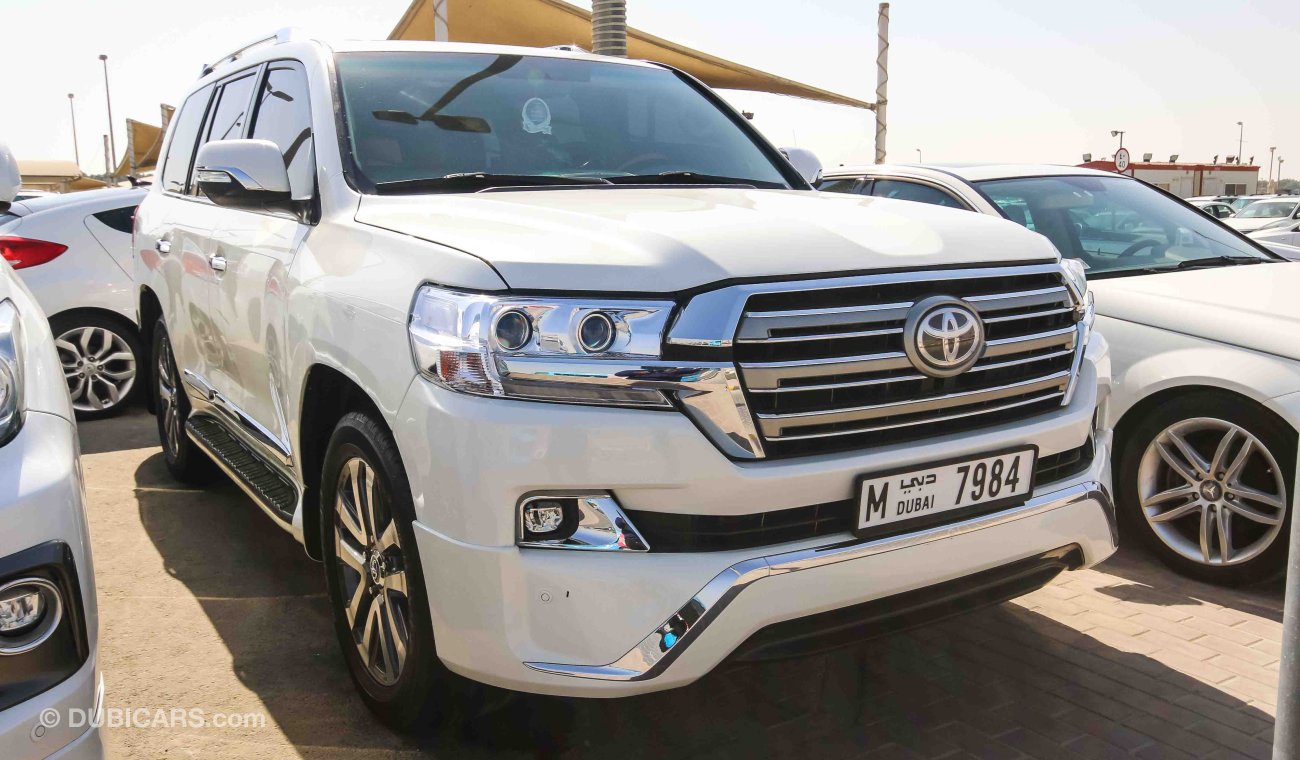 Toyota Land Cruiser With 2017 Body kit