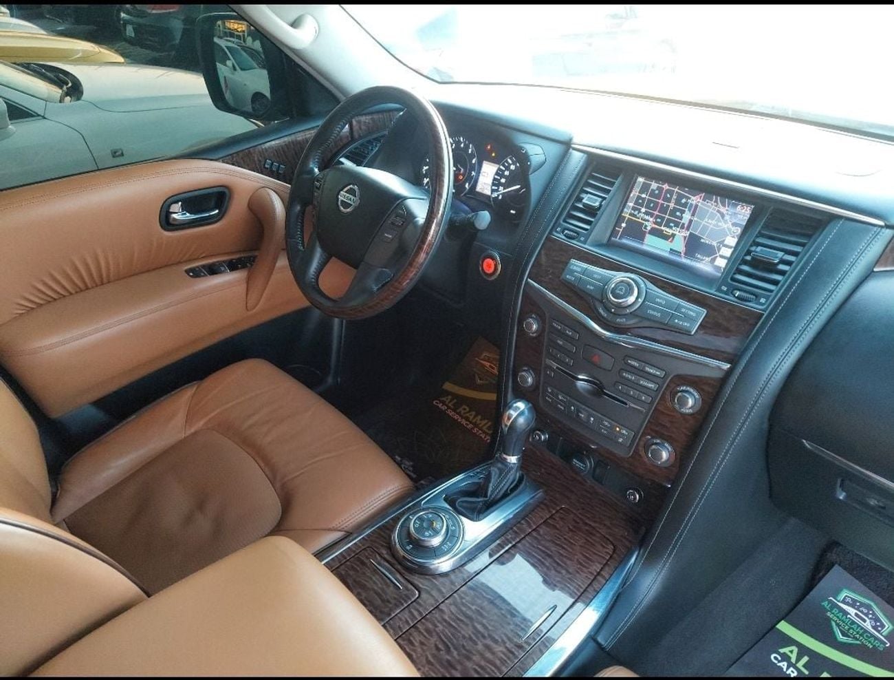 نيسان باترول SE Platinum City 5.6L