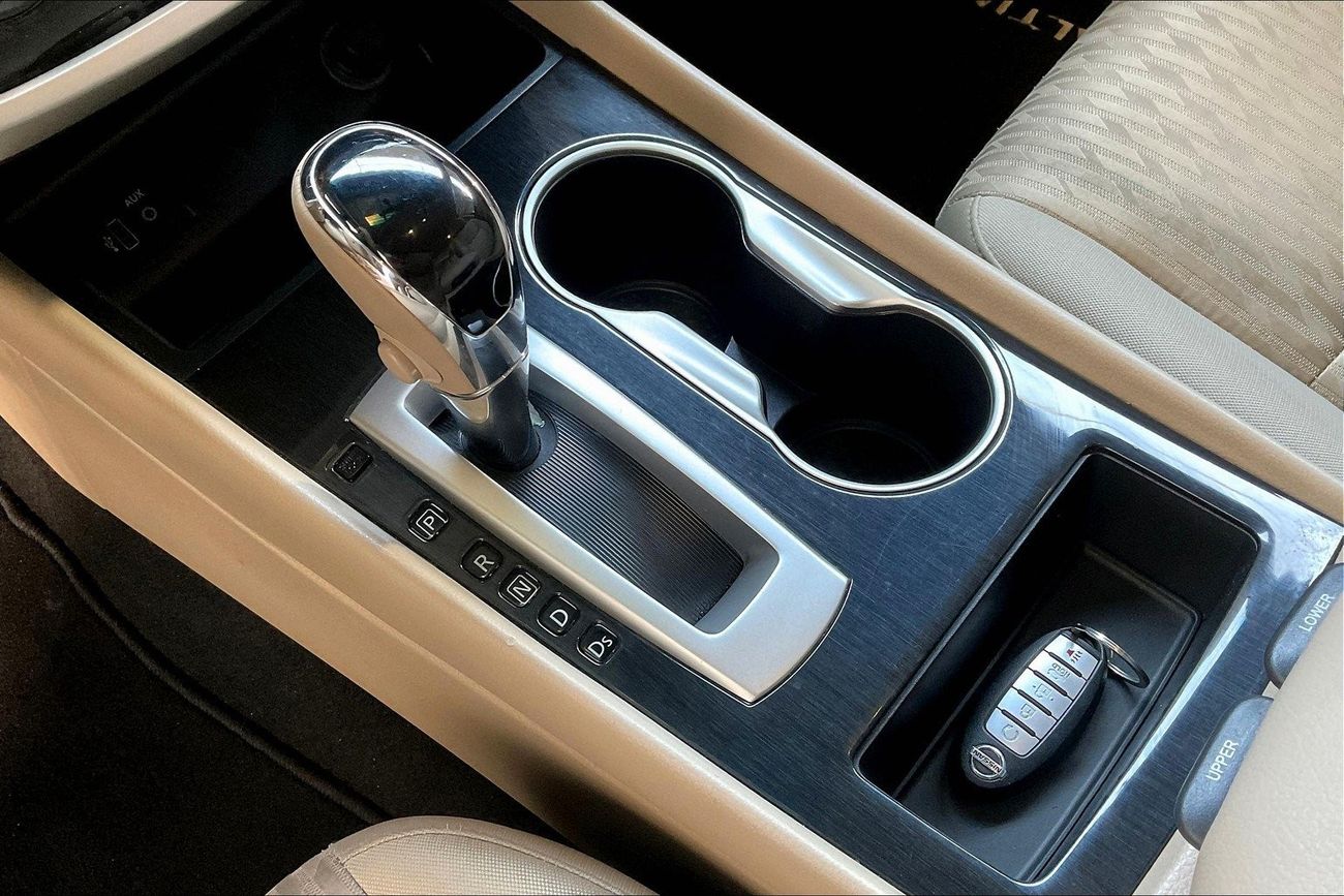 Nissan Altima SV