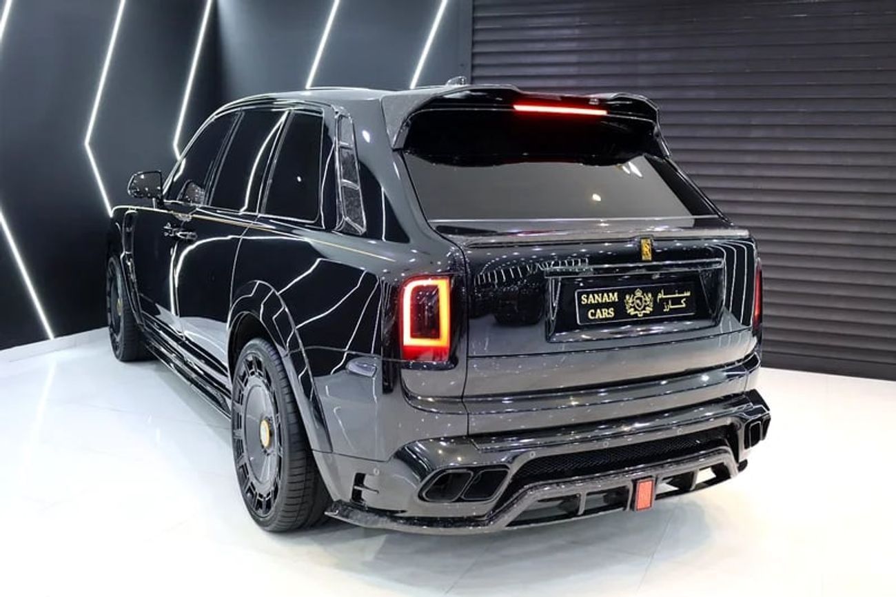 رولز رويس كولينان Black Badge