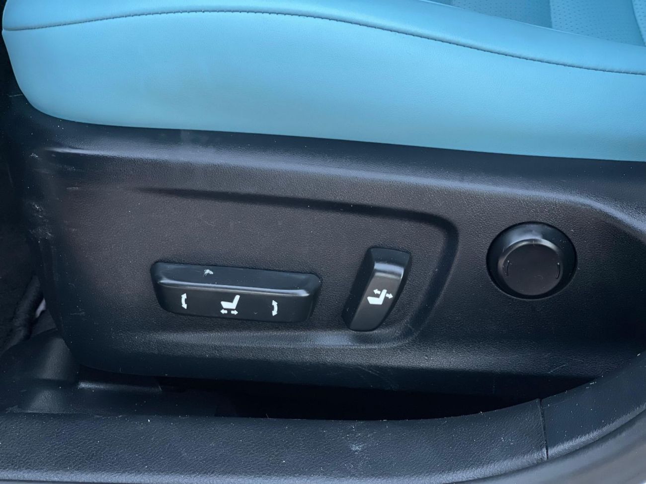 لكزس IS 350 F سبورت بلاتينوم