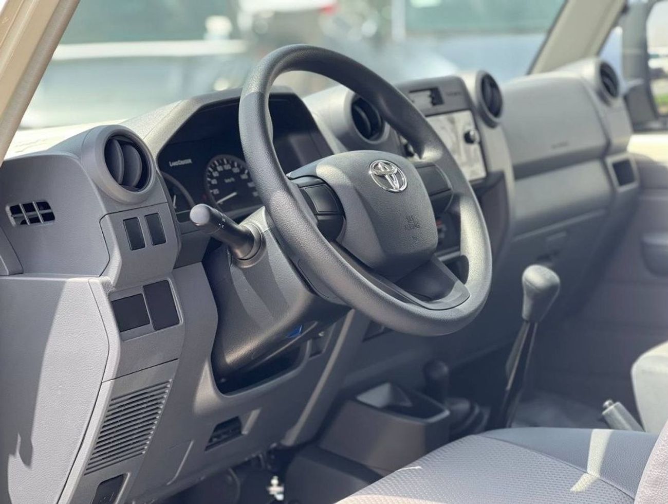 Toyota Land Cruiser Pick Up LC79 4.2L V6 DSL M/T // 2024 // STANDER OPTION WITH POWER WINDOWS // SPECIAL OFFER // BY FORMULA AUT