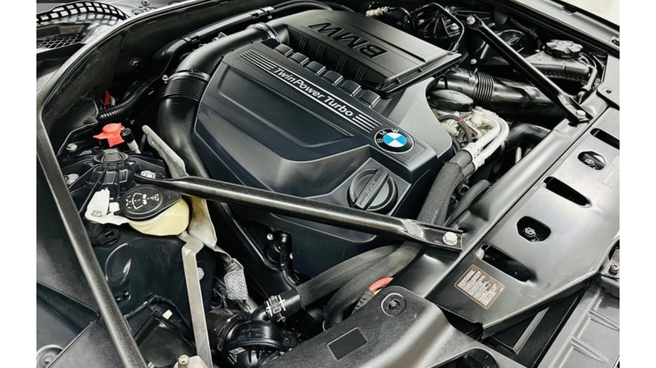 BMW 640i Std GCC .. Original Paint .. Perfect Condition .. V6 .. Top Range