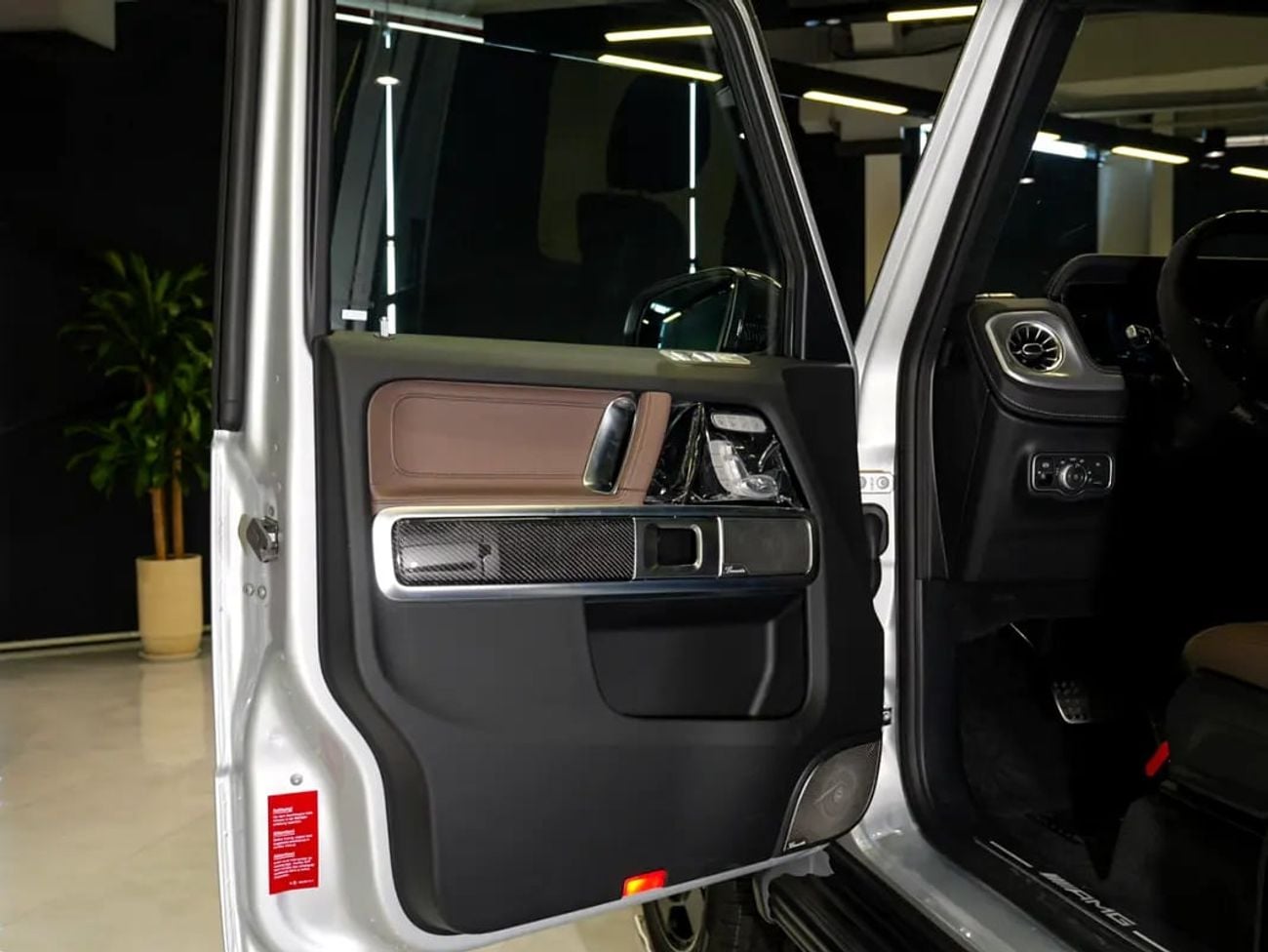 مرسيدس بنز G 63 AMG STD