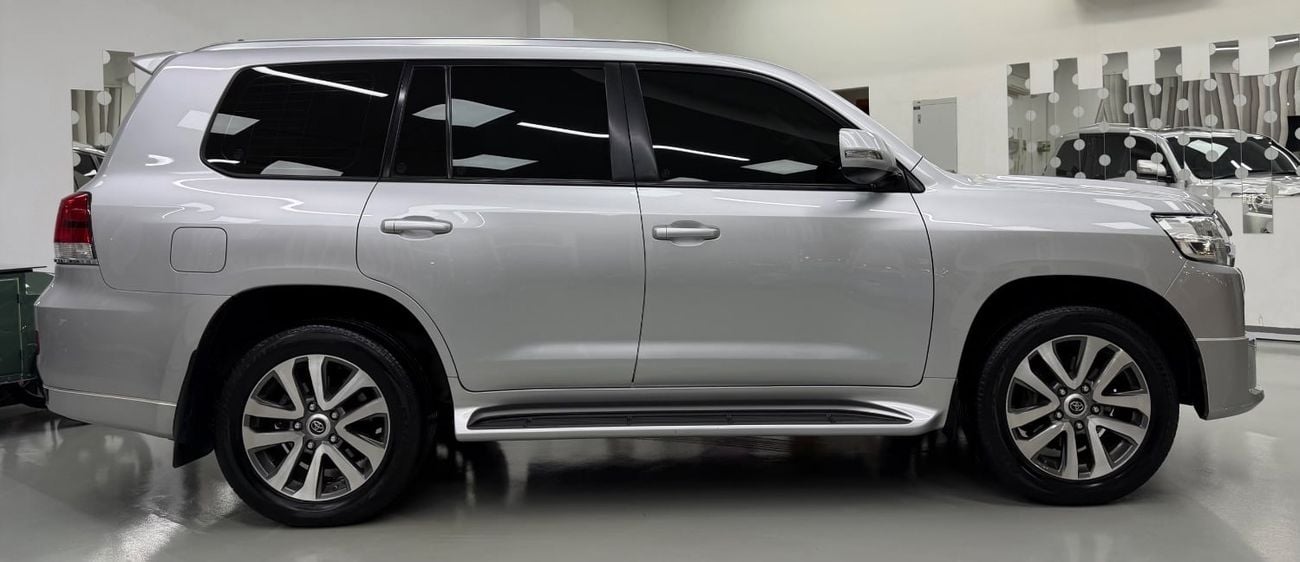 تويوتا لاند كروزر EXR 4.0L 4WD