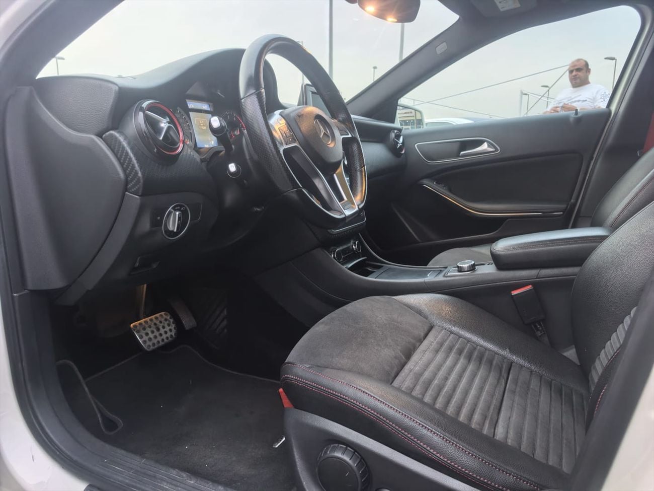 مرسيدس بنز A 250 Sport AMG 2.0L