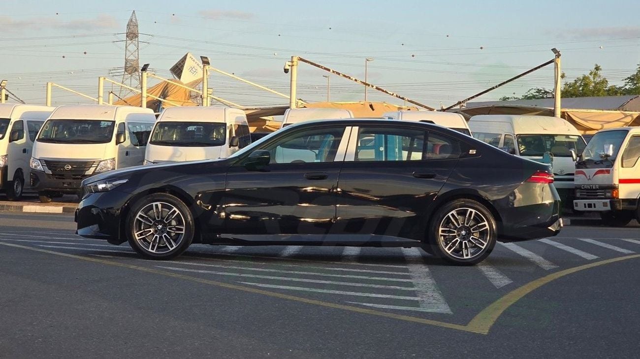 BMW 530Li ( Eid al-Adha Offer ) ( Only For Export ) 2026 BMW 530Li M 2.0T RWD BRAND NEW