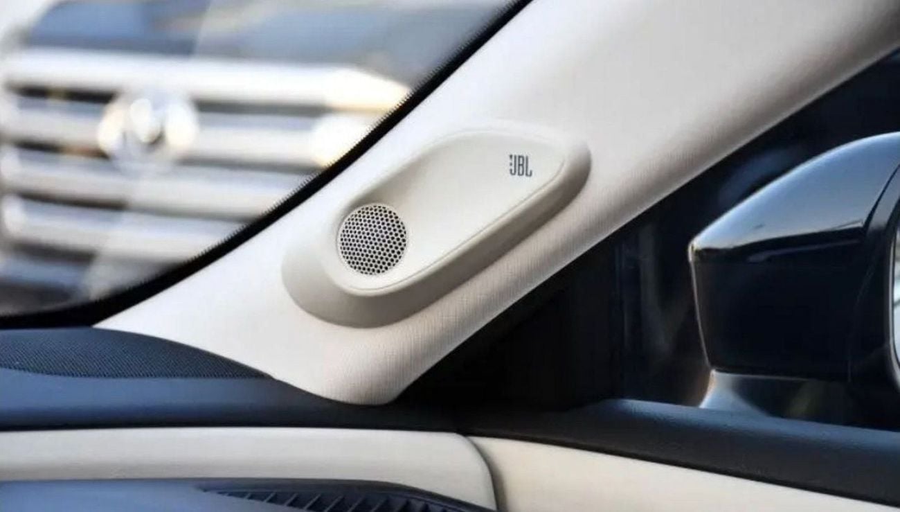 Toyota Crown TOYOTA CROWN 2.5L HYBRID FULL OPTION 2026 GCC FULL OPTION GCC SPECS