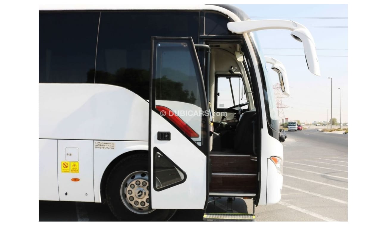 كينغ لونغ كينغو 2017 | KING LONG BUS KMQ6101Y | 50 SEATER - EXCELLENT CONDITION WITH GCC SPECS