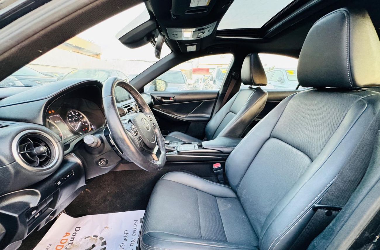 لكزس IS 300 AWD