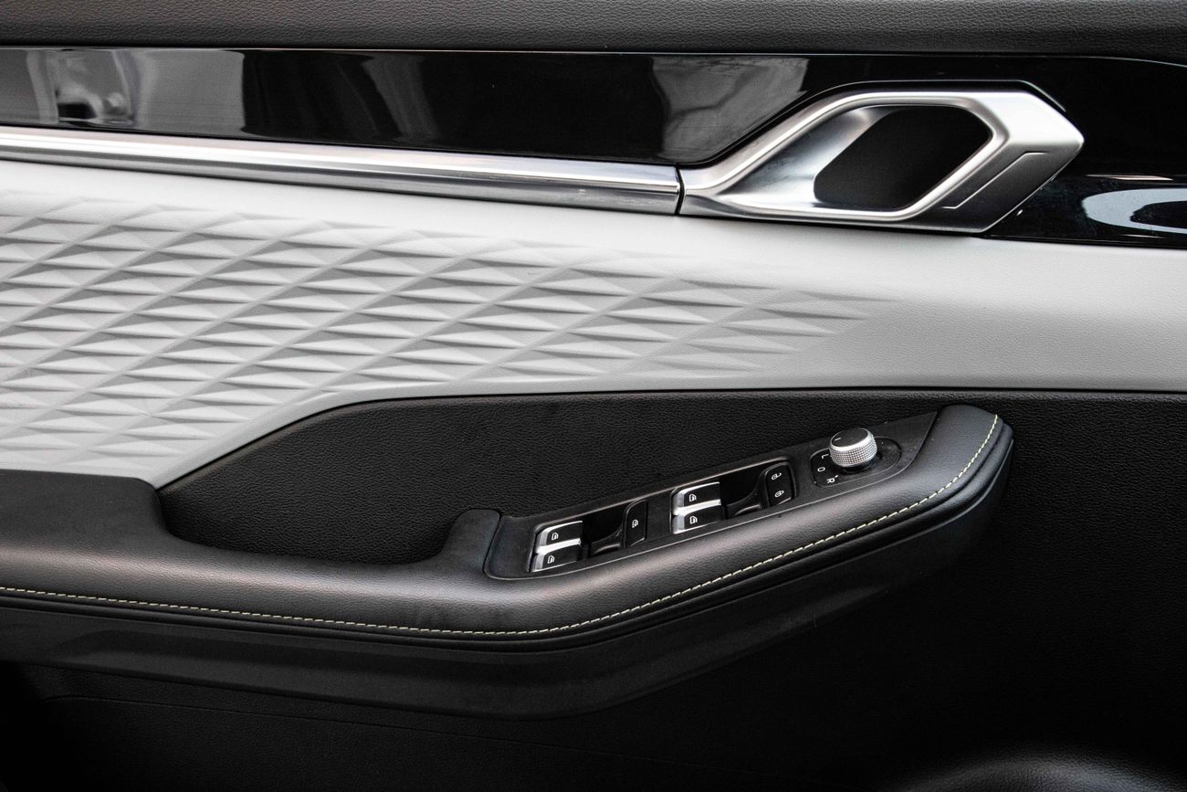 Geely Coolray Coolray | 1,175 P.M | 0% Downpayment | Geely Warranty | As New!