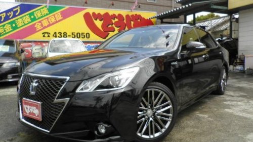 Toyota Crown AWS210