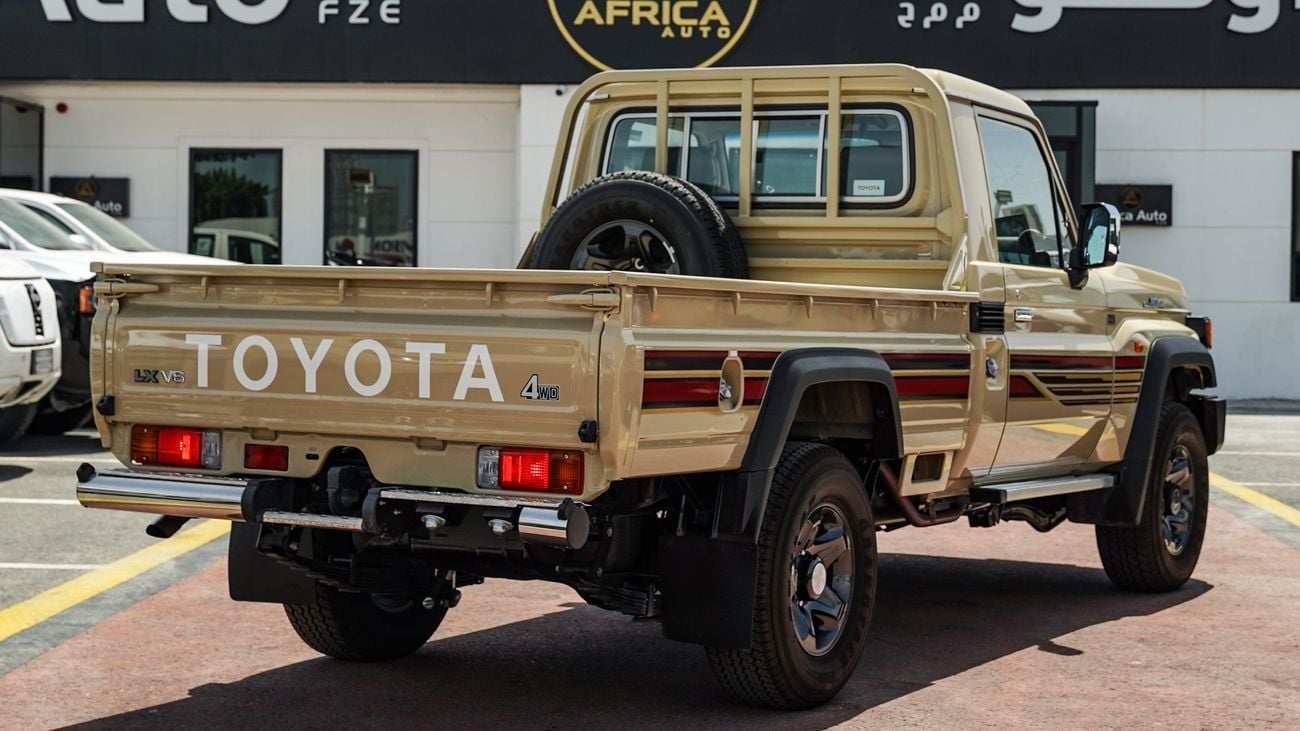 Toyota Land Cruiser Pick Up LC79 SC 4.0 PETROL 2025 MT FULL