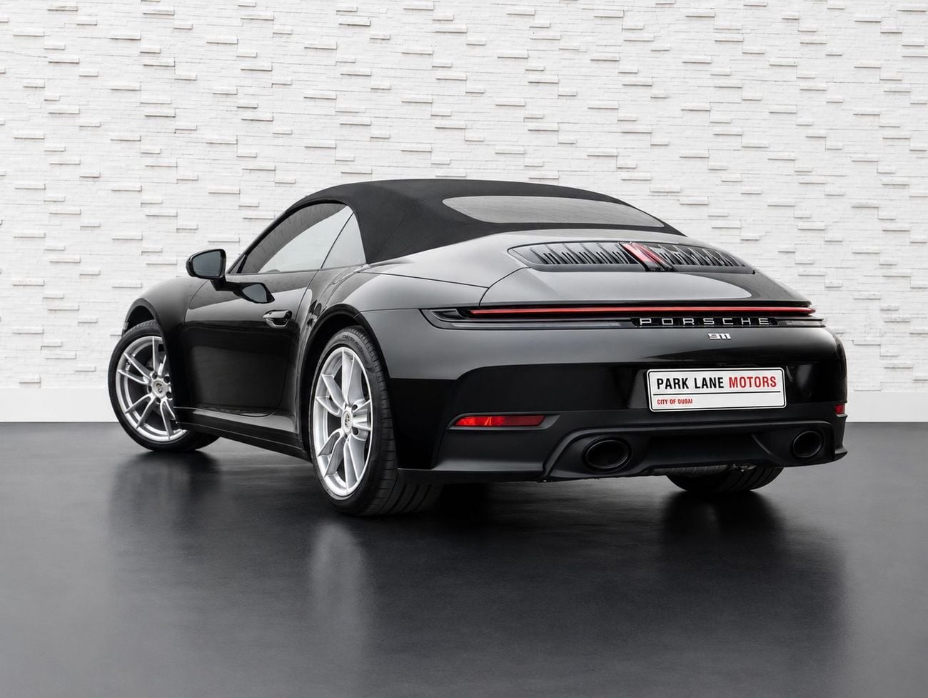 Porsche 911 CARRERA