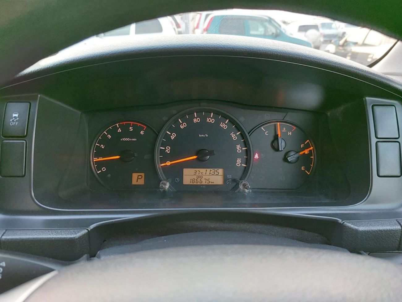 Toyota Hiace TOYOTA HIACE COMMUTER VAN RHD 2016 MODEL 3.0 L DIESEL AUTOMATIC(PM28060)