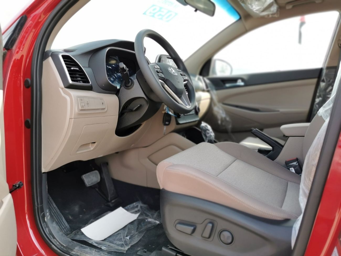 هيونداي توسون 2.0L, 19" Alloy Rim, Aux-Usb, Fog Lamps, Twin Sunroof, CODE-HTR20