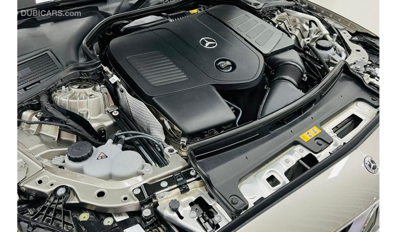 Mercedes-Benz C200 Premium Brand New .. Warranty .. 4 Cyl .