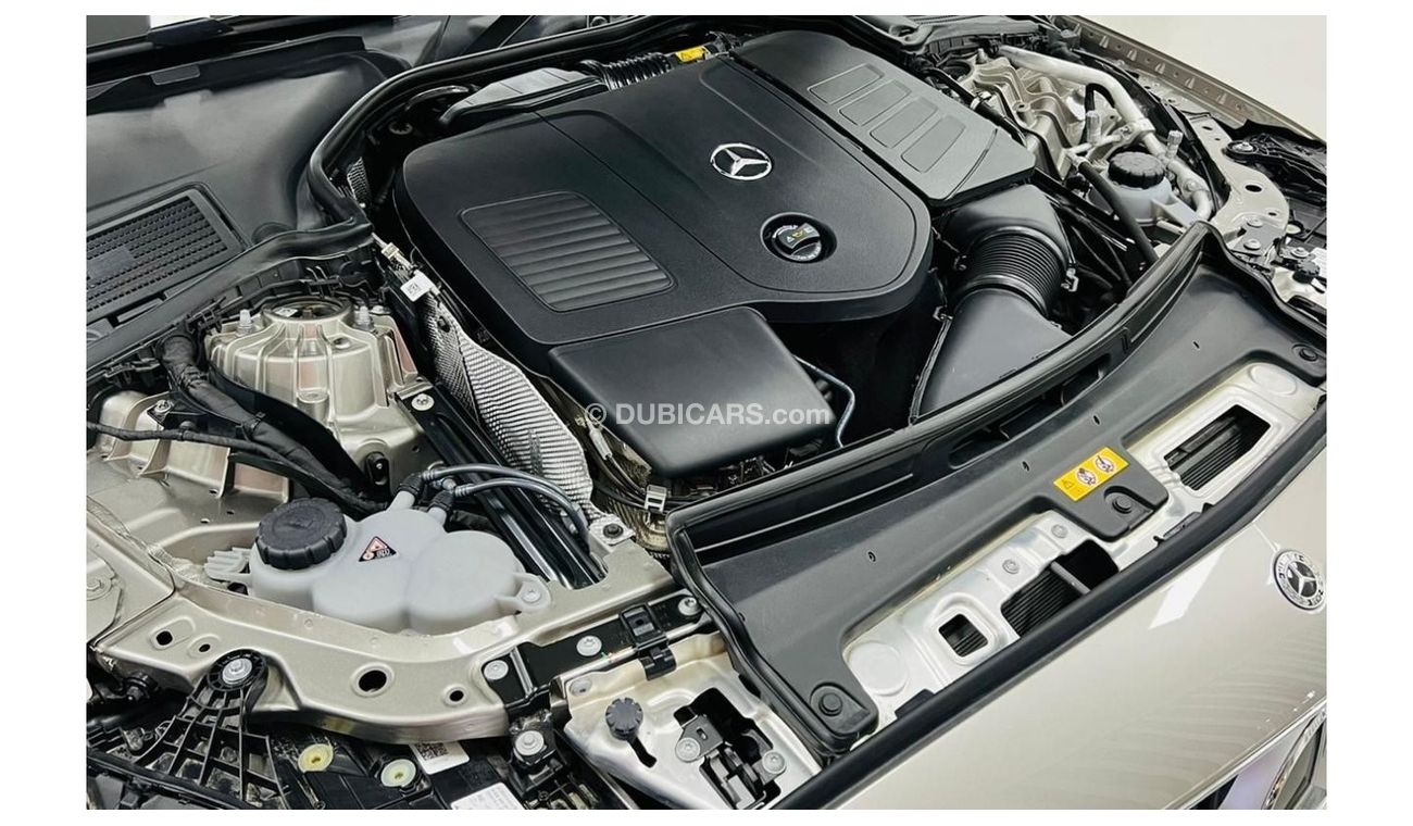 Mercedes-Benz C 200 Premium Brand New .. Warranty .. 4 Cyl .