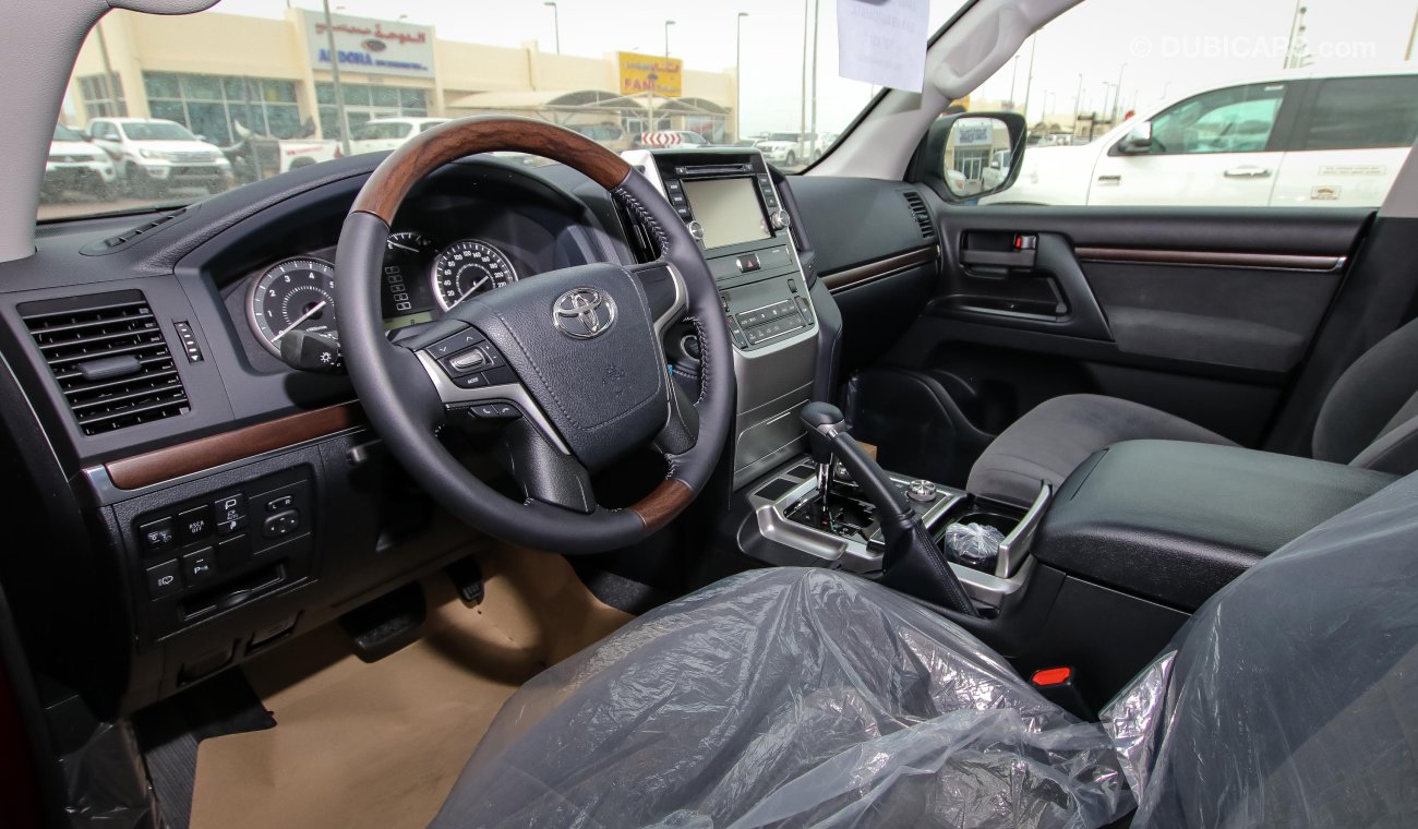 Toyota Land Cruiser 4.6L GXR V8 WITH SUNROOF