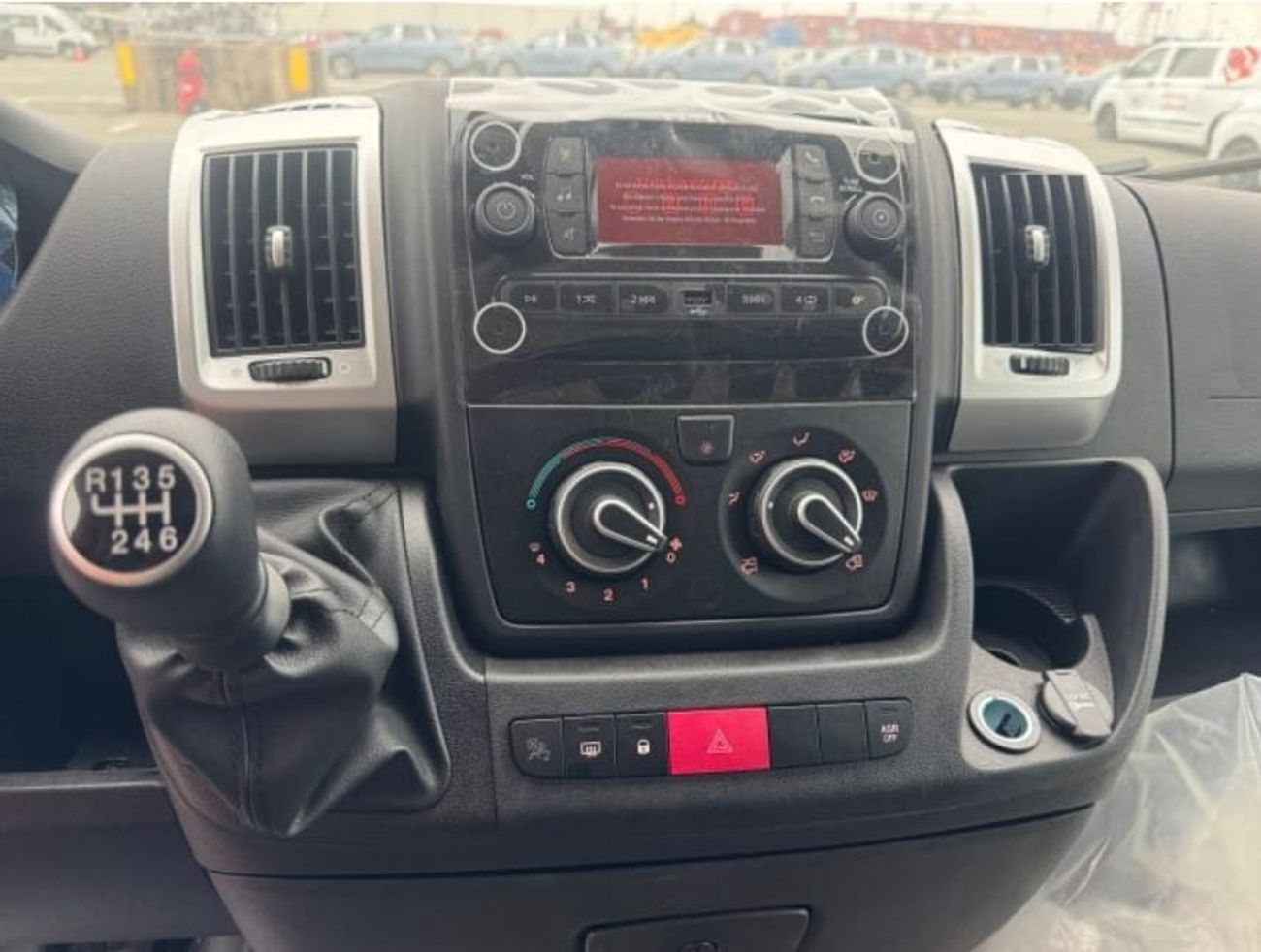 Fiat Ducato FIAT DUCATO L3H2 FWD 2.2L HDI DIESEL 6-SPEED MT 140BHP