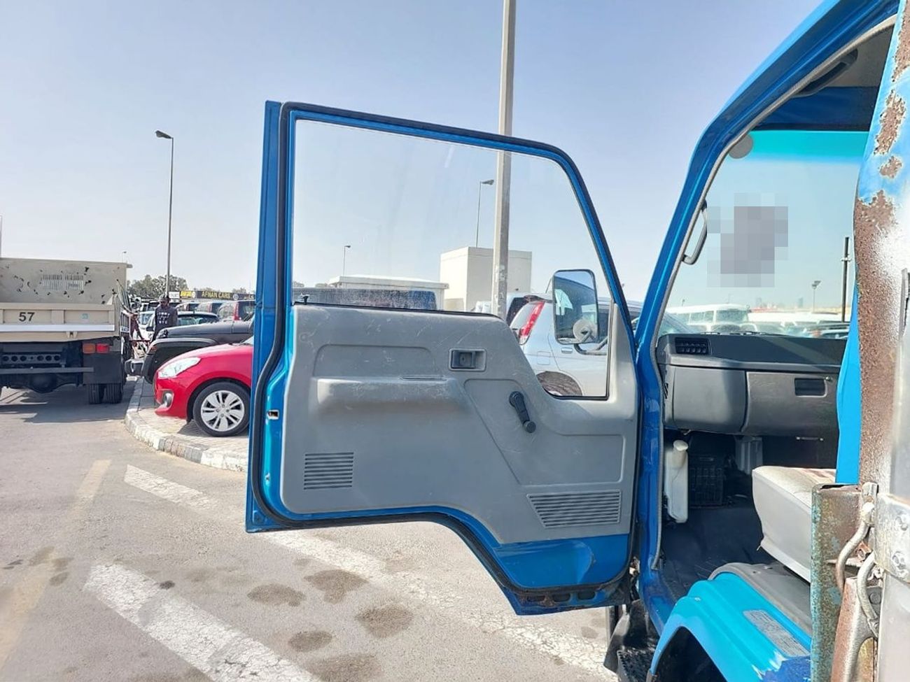 ميتسوبيشي فوسو كانتير MITSUBISHI CANTER ALUMINIUM BODY TRUCK RHD 1989 MODEL 4.2 L DIESEL MANUAL(PM22104)