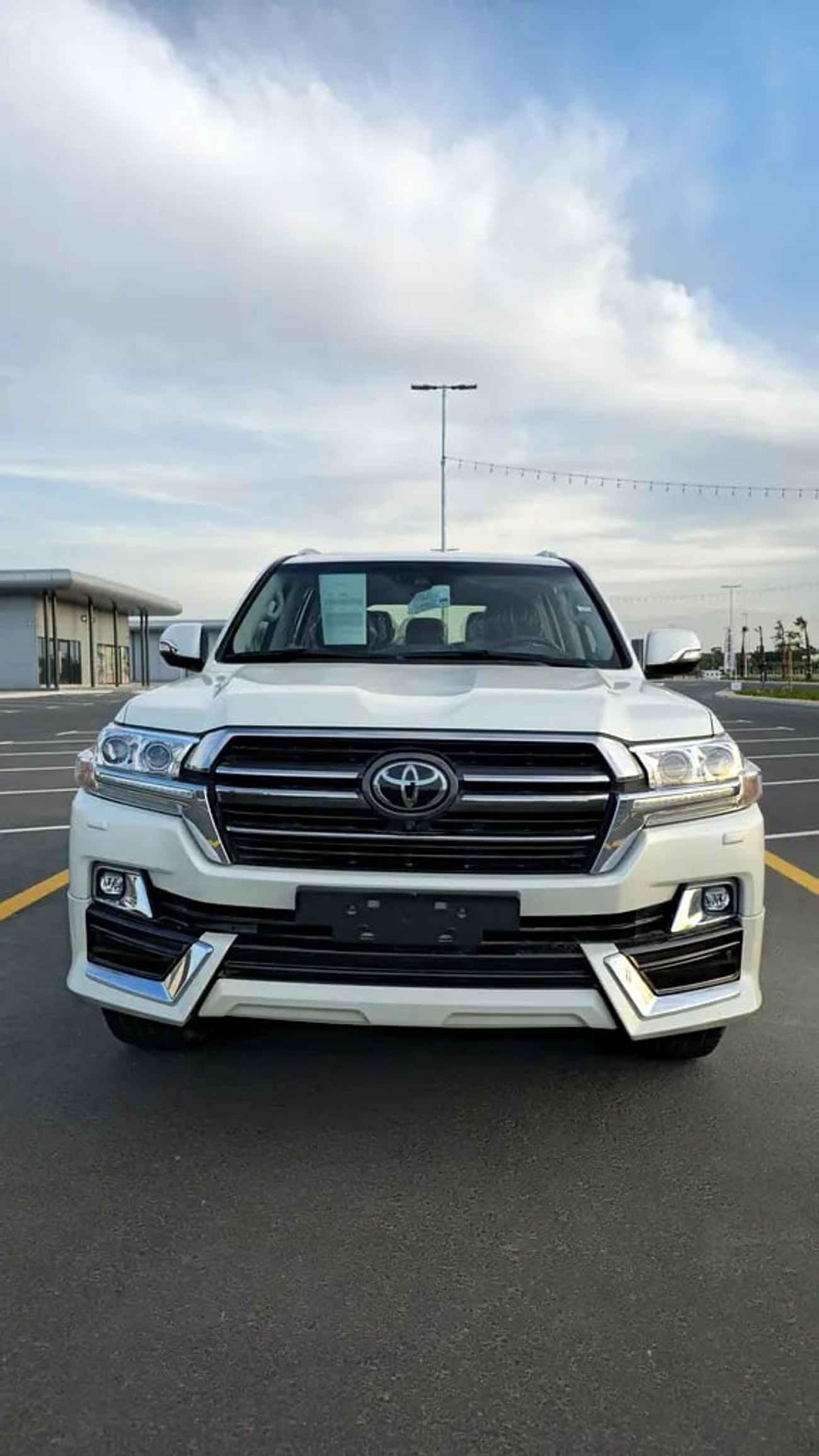 Toyota Land Cruiser VXR KM - GCC Specs